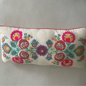 Designed couch pillow